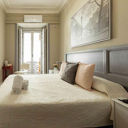 El Hostall Madrid Exterior foto