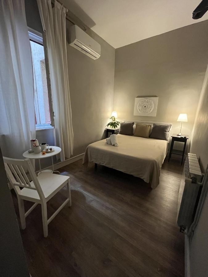 El Hostall Madrid Exterior foto