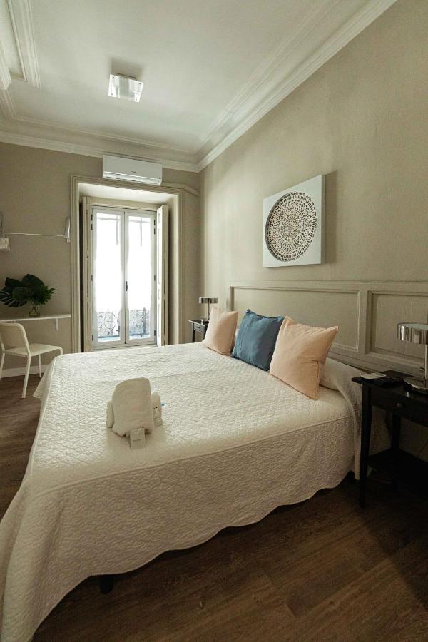 El Hostall Madrid Exterior foto